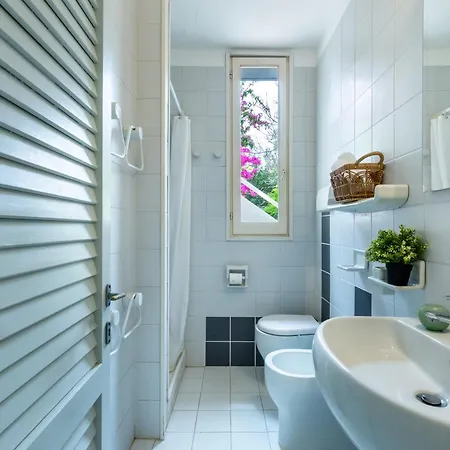 Villa Buganvillea Near The Maracalagonis