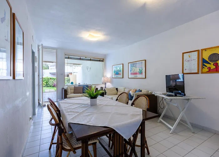 Villa Buganvillea Near The Maracalagonis